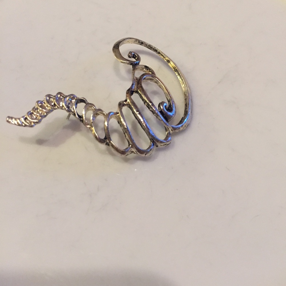 🌪 Awesome Tornado ear-cuff in silver or bronze 🌪 - Picture 5 of 6
